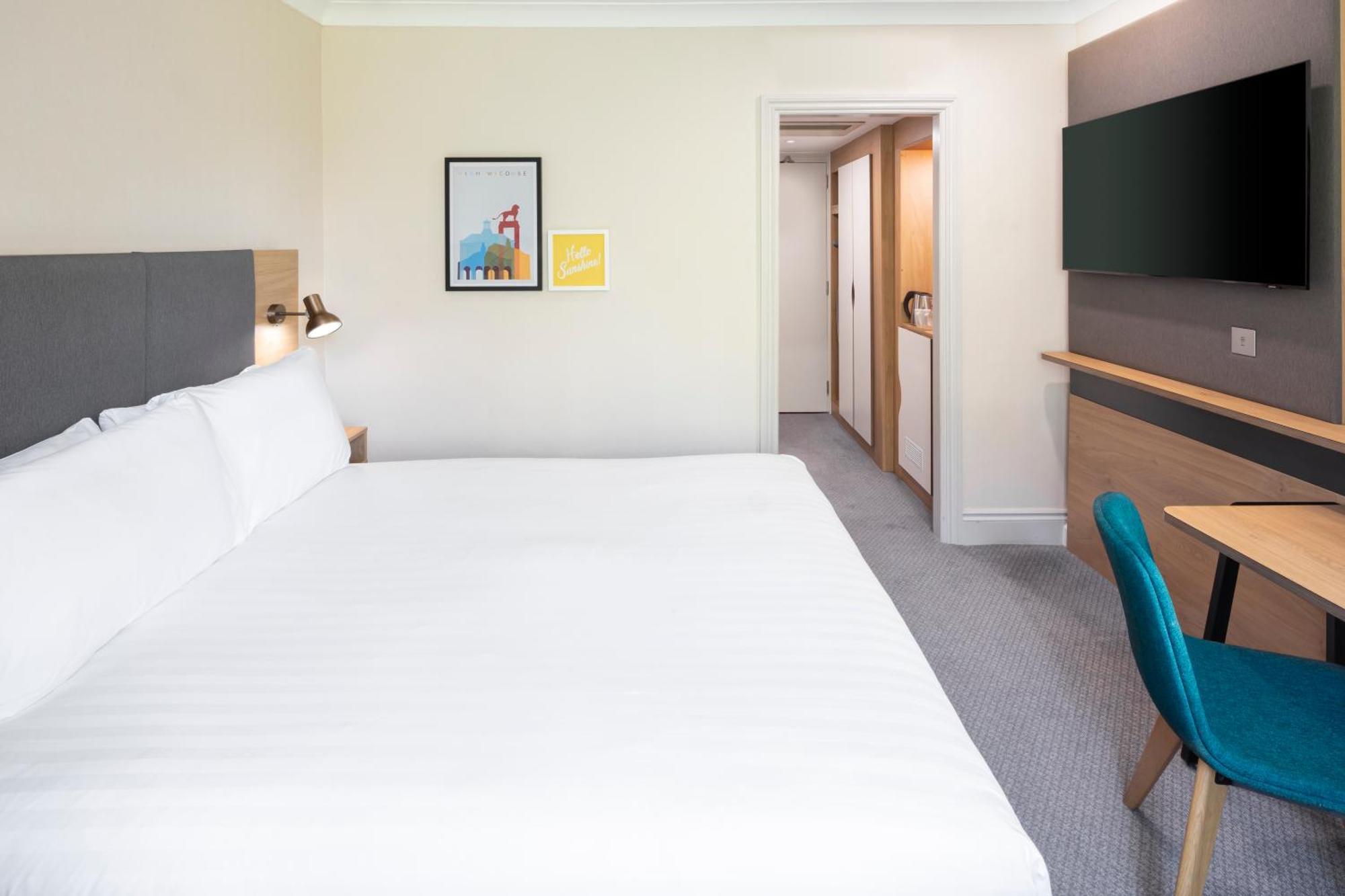 Holiday Inn Reading South M4 Jct 11 By Ihg Εξωτερικό φωτογραφία