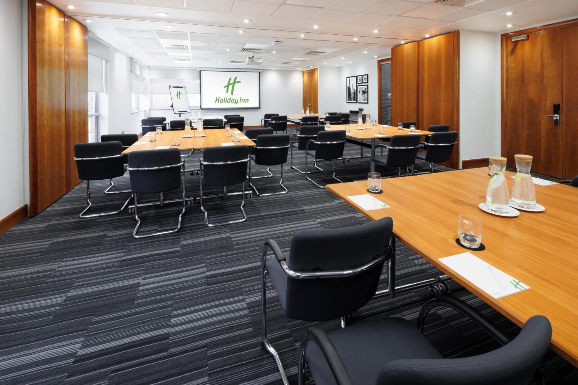 Holiday Inn Reading South M4 Jct 11 By Ihg Εξωτερικό φωτογραφία