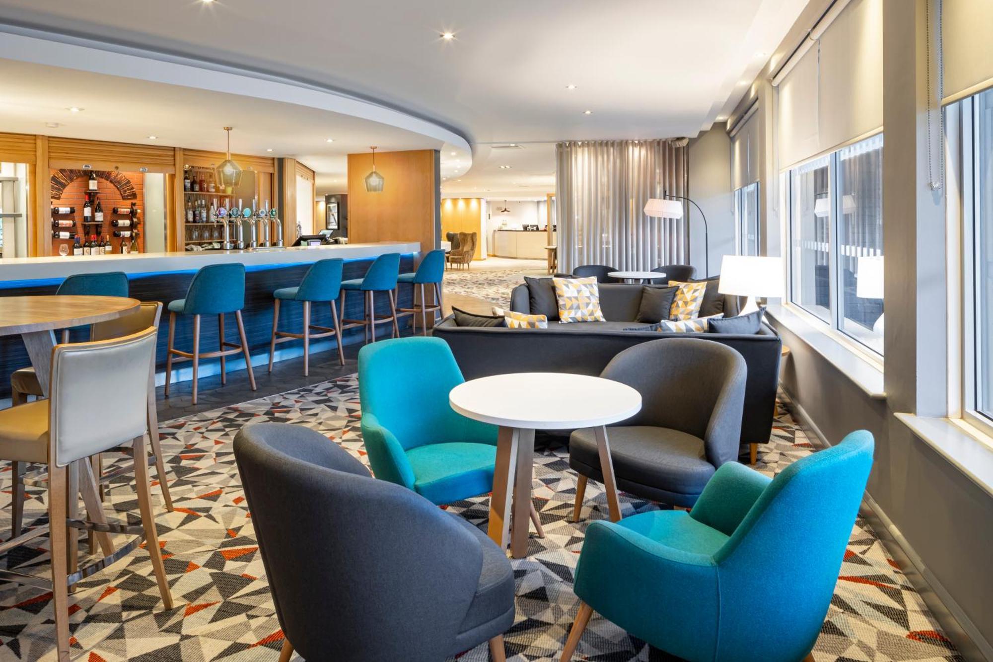 Holiday Inn Reading South M4 Jct 11 By Ihg Εξωτερικό φωτογραφία